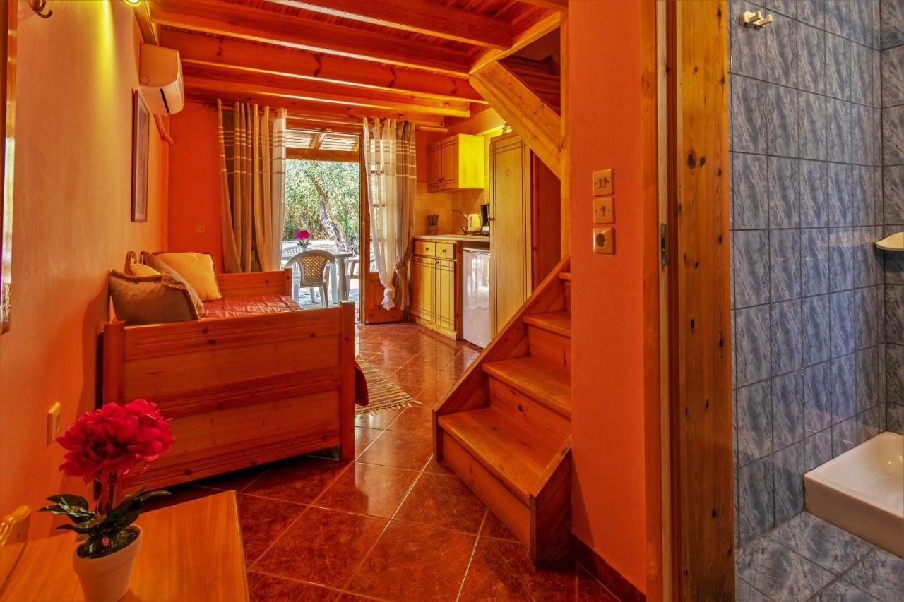 Villa Olive Apartments Іпсос Екстер'єр фото