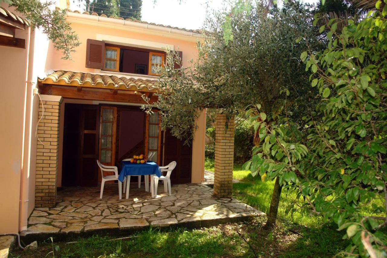 Villa Olive Apartments Іпсос Екстер'єр фото