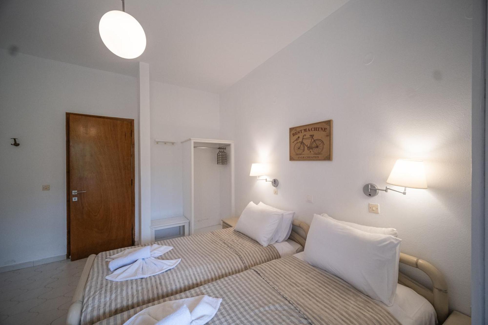 Villa Olive Apartments Іпсос Екстер'єр фото