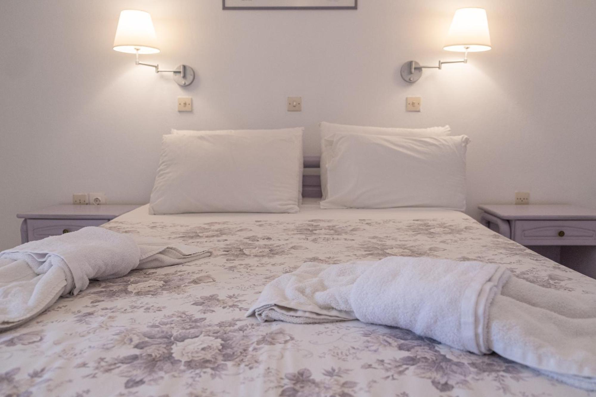 Villa Olive Apartments Іпсос Екстер'єр фото